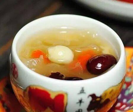 产后虚没奶水别乱吃!分享8道月子餐,补气血还追奶!