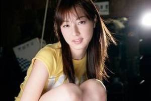 何氏眼科食品广告宣传或擦边 股东解禁即减持累