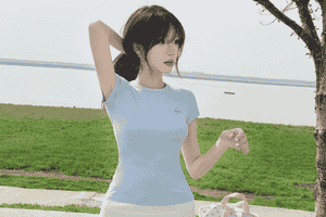 明星潮牌又陷品控门：白敬亭潮牌卫衣掉色 外套曾抽检不合格