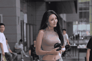 洗发水撕开人设直播遮羞布：朱瓜瓜带货的Maystar被群起吐槽