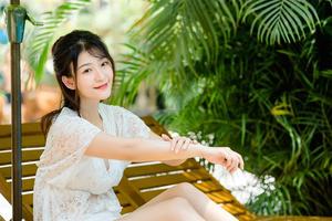 在艺星医疗做完医美后眼球成黑红色 西安女子维