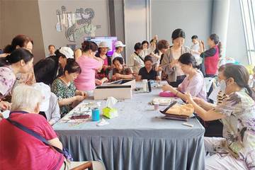 粽香传情暖桑榆、童心筑爱庆双节 永春举办孝暖端午公益活动