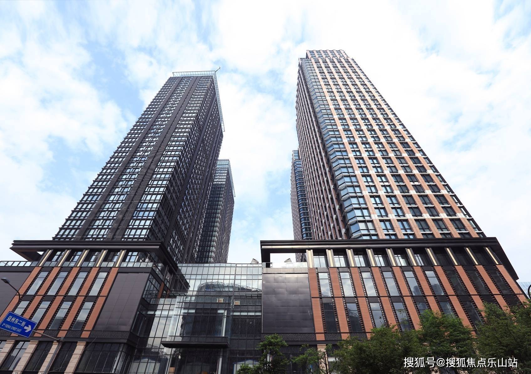 成都全新公寓信息【中国华商】价格/区域/地铁/销售电话_项目_中心