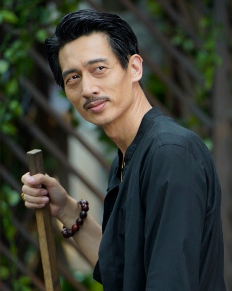 公磊:50岁未婚无儿无女,被长相耽搁的一位好演员,早就该火了_表演