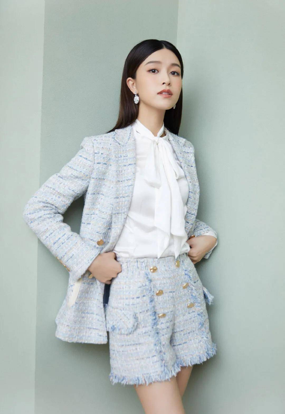 文咏珊,有颜值有演技的她,为何没有大火?_作品_杨颖_电影