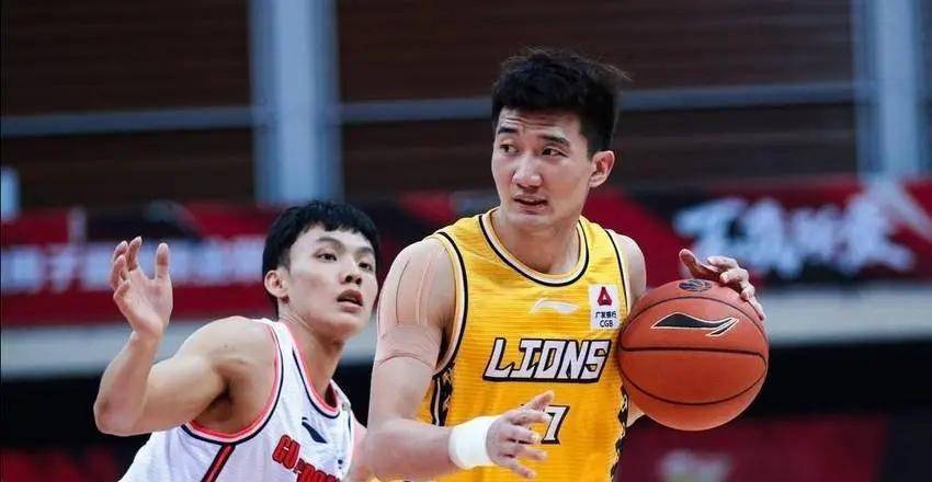 徐新成与阿联主管徐杰之战最大亮点就是胡明轩要冻结孙铭徽_比赛_1