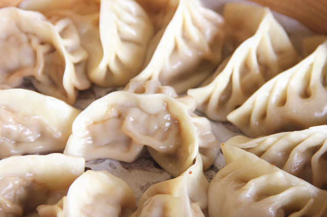 在兴化,有件幸福的小事叫"喝早茶",这就来泰州的兴化品味美食_干丝