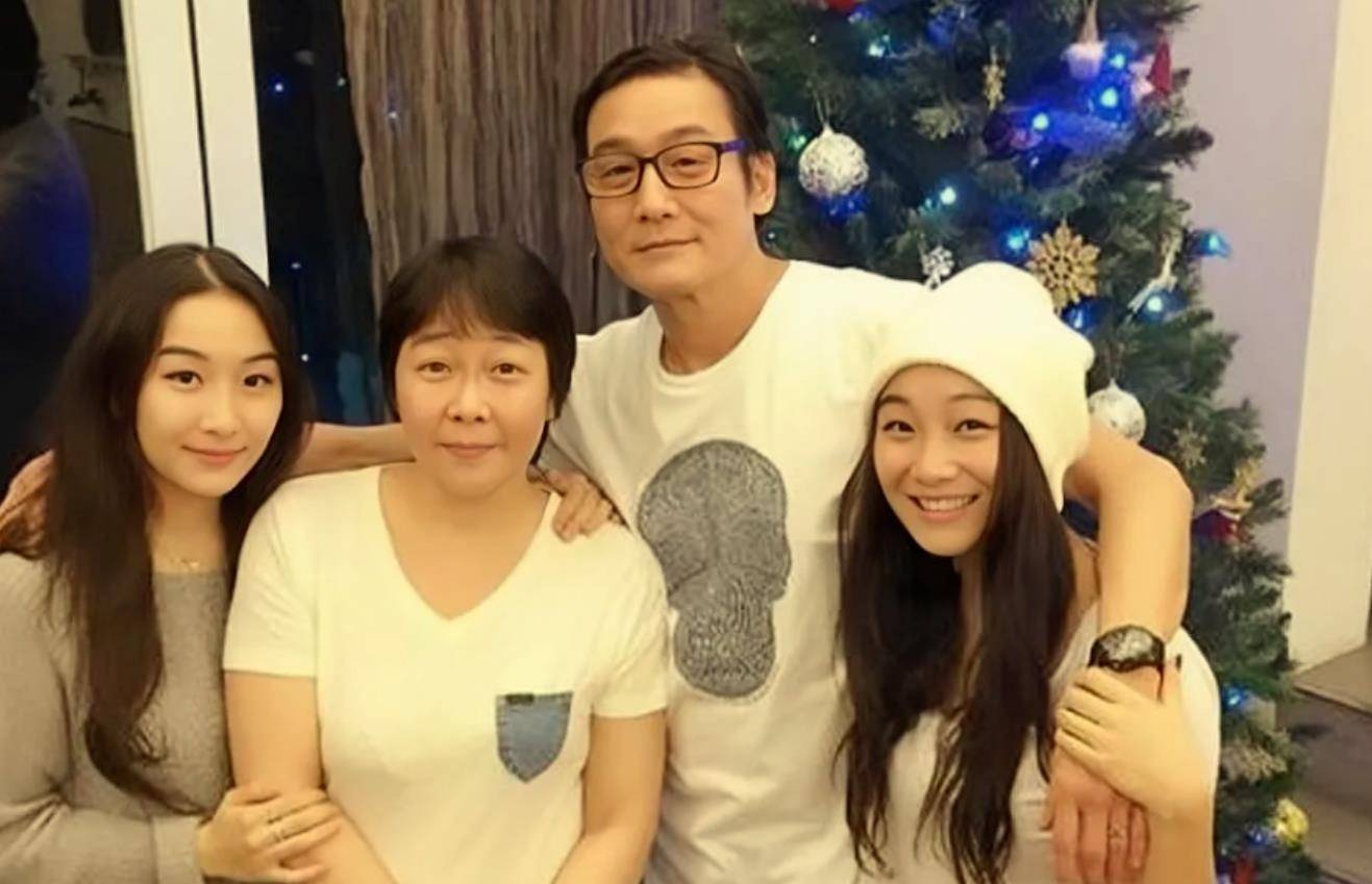 半年内连嫁两个女儿,小女儿找外国金融才俊当老公_江嘉年_按摩_梁静曦