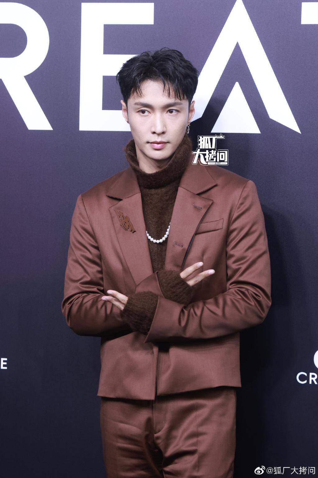 gq造型:杨颖 宋茜 李沁 陈都灵 杨幂 张艺兴 白鹿 李一桐 李现 王阳