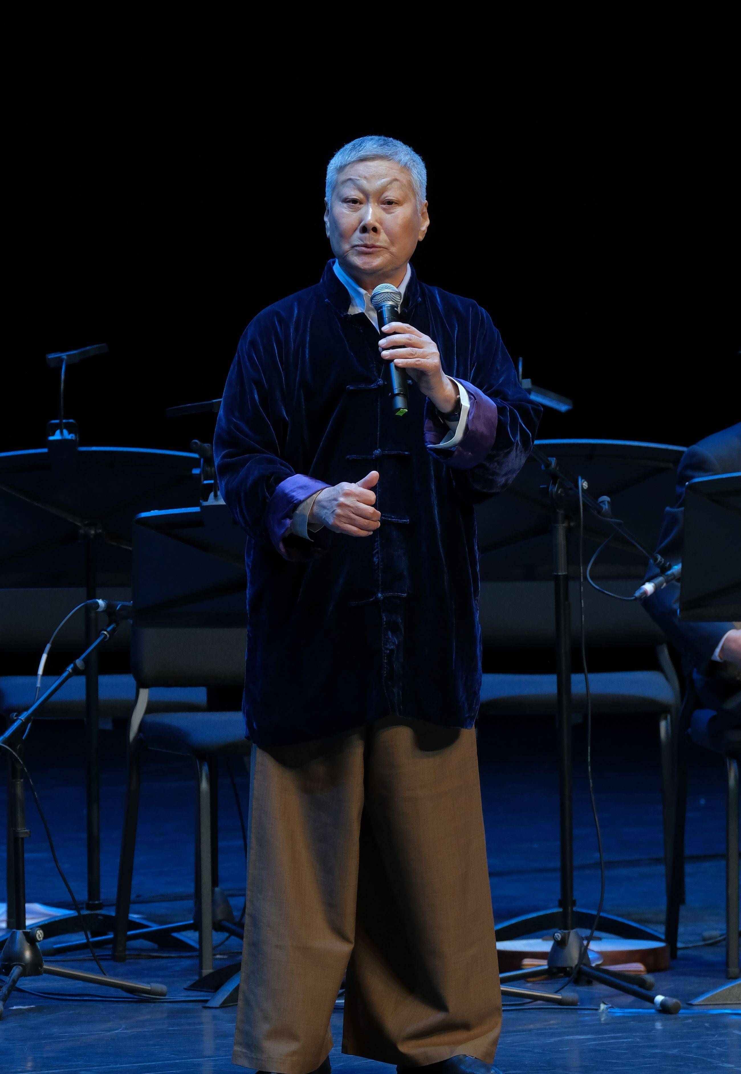 京剧,昆曲,河北梆子表演艺术家,其曾经受教于李少春,郭景春等戏曲前辈