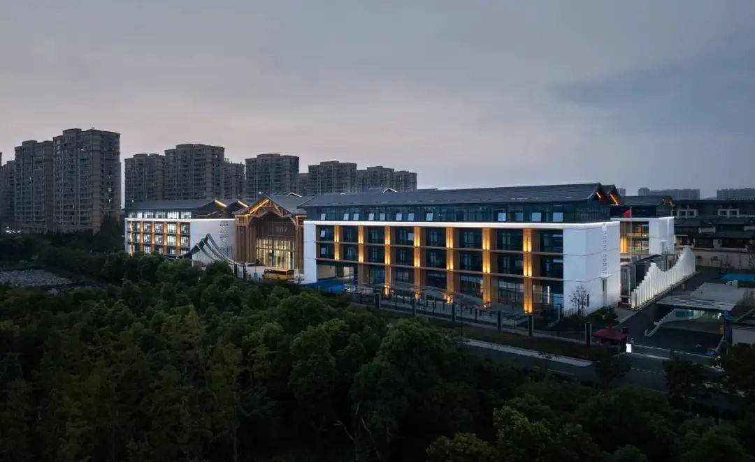 湘湖未来学校是本年度唯一一所获2023wa中国建筑奖的学校建筑