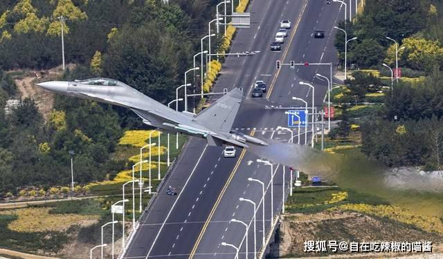 中國裝備志——殲-16重型多用途戰鬥機_空空導彈_制導