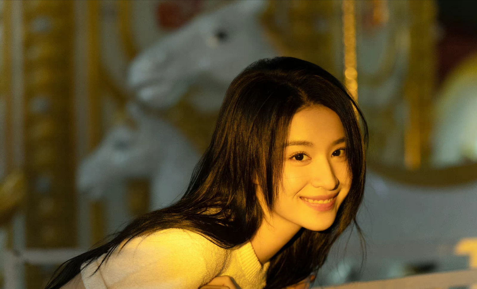 她被誉为刘亦菲接班人,却因出演恋爱脑遭嫌弃_王楚然_图片_网络