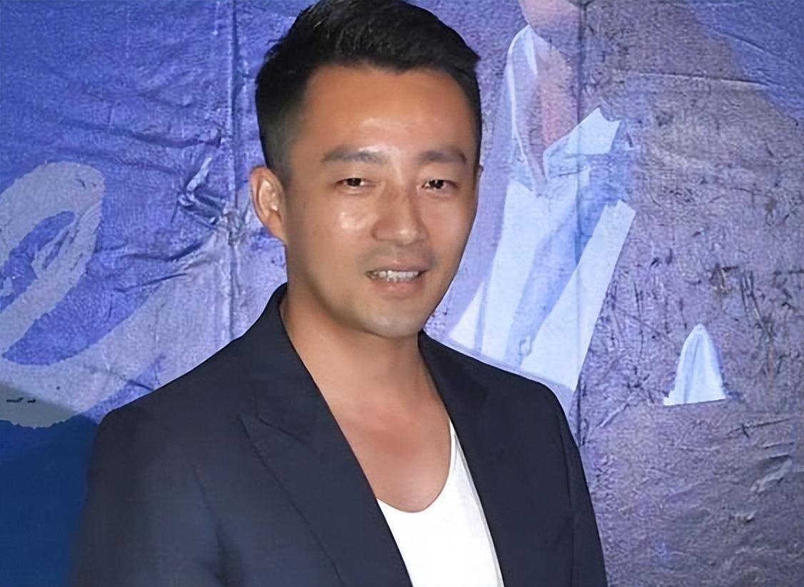 具俊晔把尿,喂饭,"阴谋论"或许才是真相_汪小菲_厕所_节目
