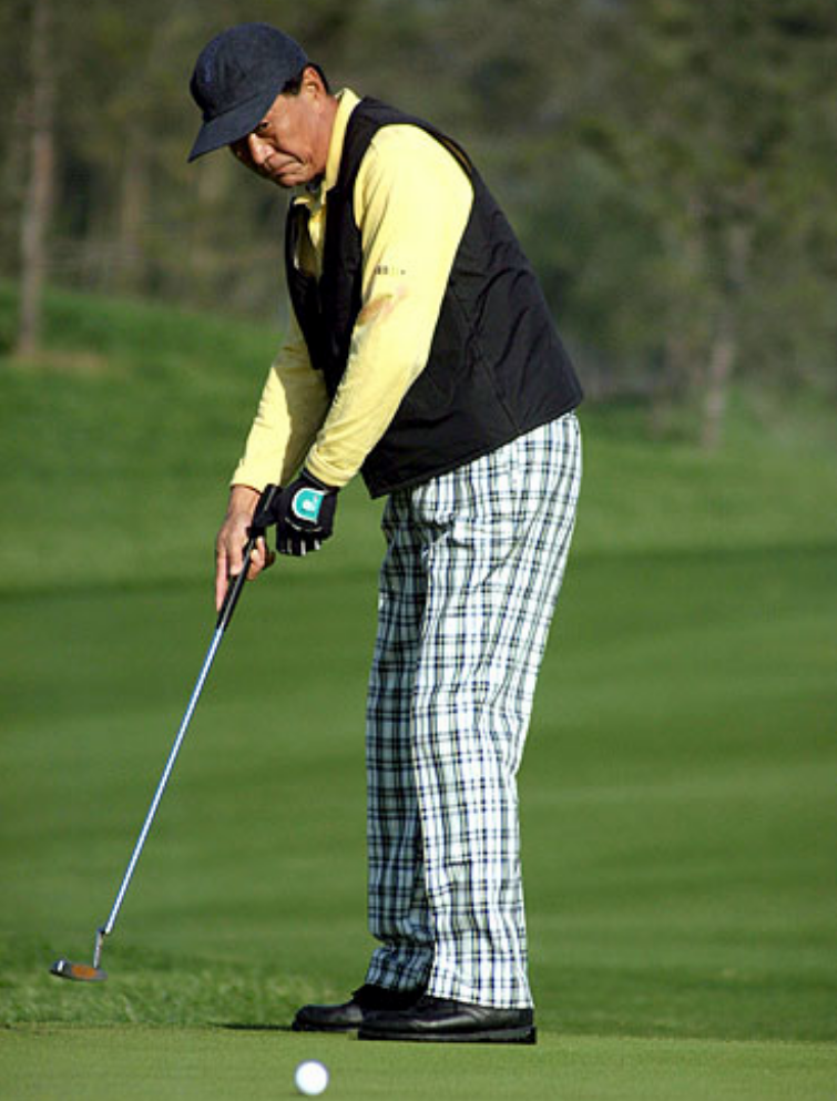 钱勇夫:曾被母亲卖掉又赎回,遭诬陷入狱,3次自杀,现状如何?