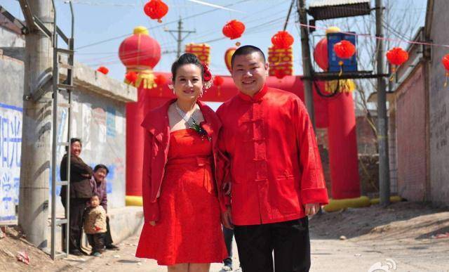 当爹真不易!岳云鹏遭遇辅导女儿写作业的尴尬,表情真实笑翻网友_老郭_