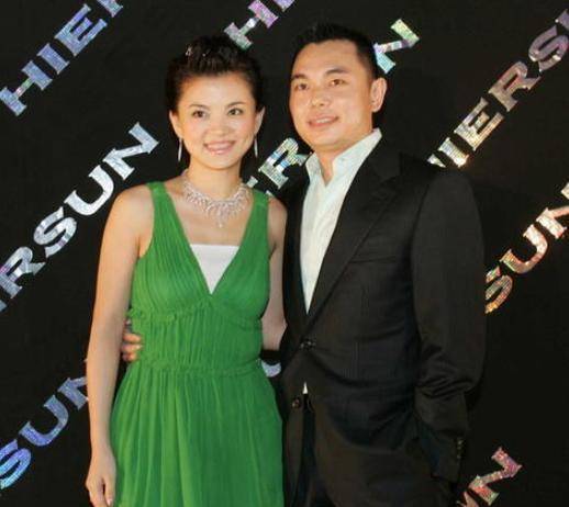 李湘:抢秦海璐男友,遭家暴后离婚,今直播带货_何炅_大本营_舞台