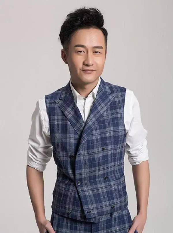 他是《父母爱情》的龙套演员,被临时拉来客串一集,却成为了经典_岳旸