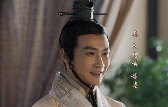 让我们回到《大秦赋》本身,讨论一下叶项明扮演的嫪毐这个角色.