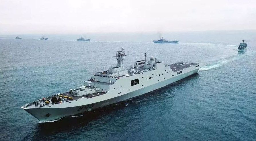 海军980龙虎山舰图片