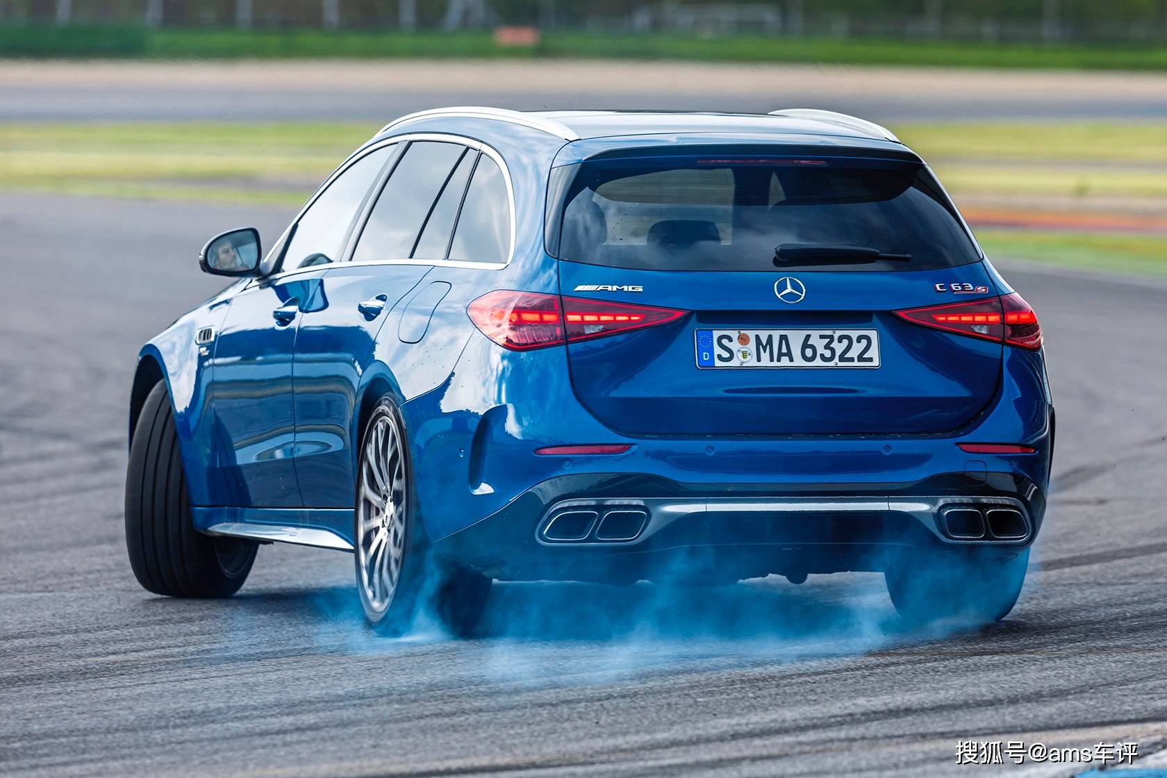 動力大餐:梅賽德斯-amg c 63 s e performance t_搜狐汽車_搜狐網