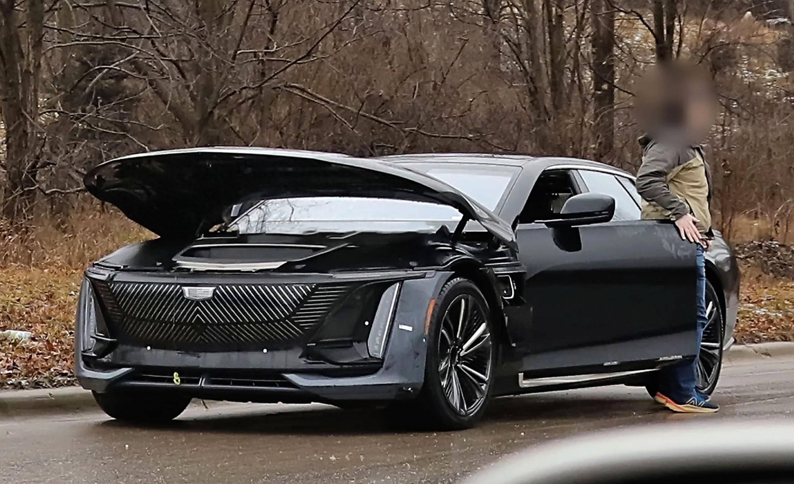 凯迪拉克celestiq无伪装谍照曝光,豪华度不输劳斯莱斯闪灵_搜狐汽车