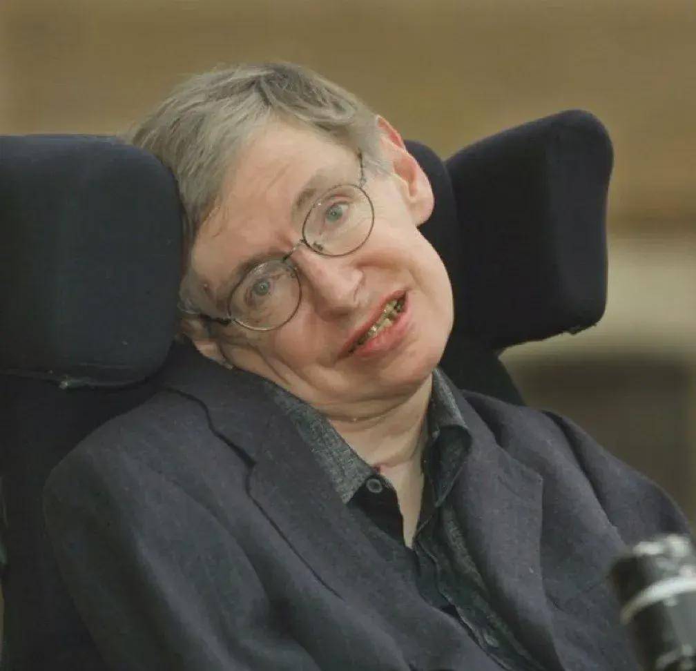 属于是你能想到和不能想到的他都有.甚至还有个匪夷所思的名字:霍金?