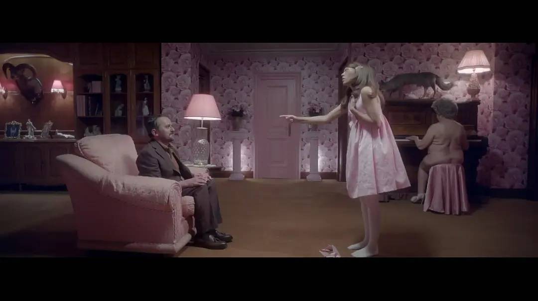 一部西班牙社会边缘群体的生命颂歌_角色_影片_电影