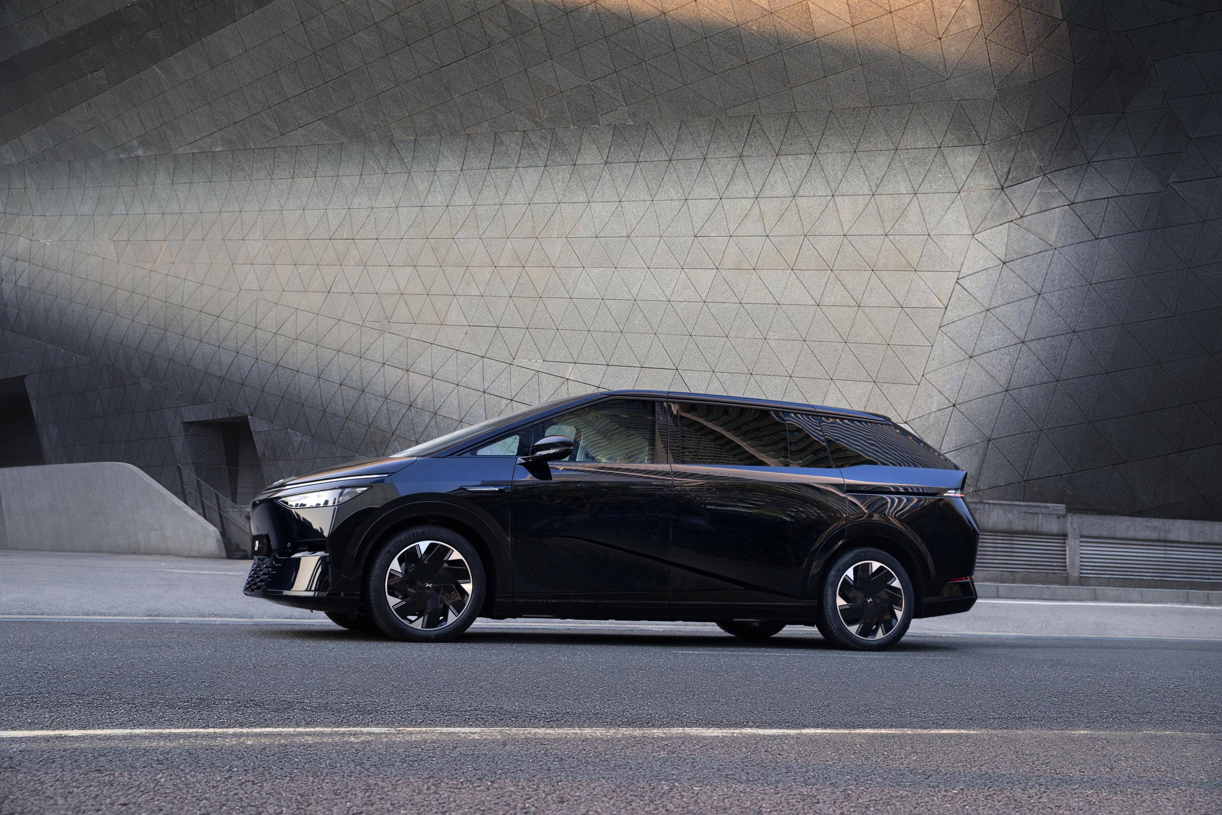 小鹏x9:重新定义七座车型的舒适与智能_搜狐汽车_搜狐网