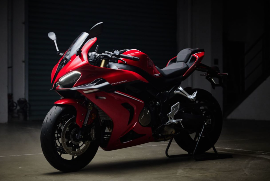 漂亮,五万出头就能买到准公升级四缸跑车,几年前是想也不敢想_搜狐