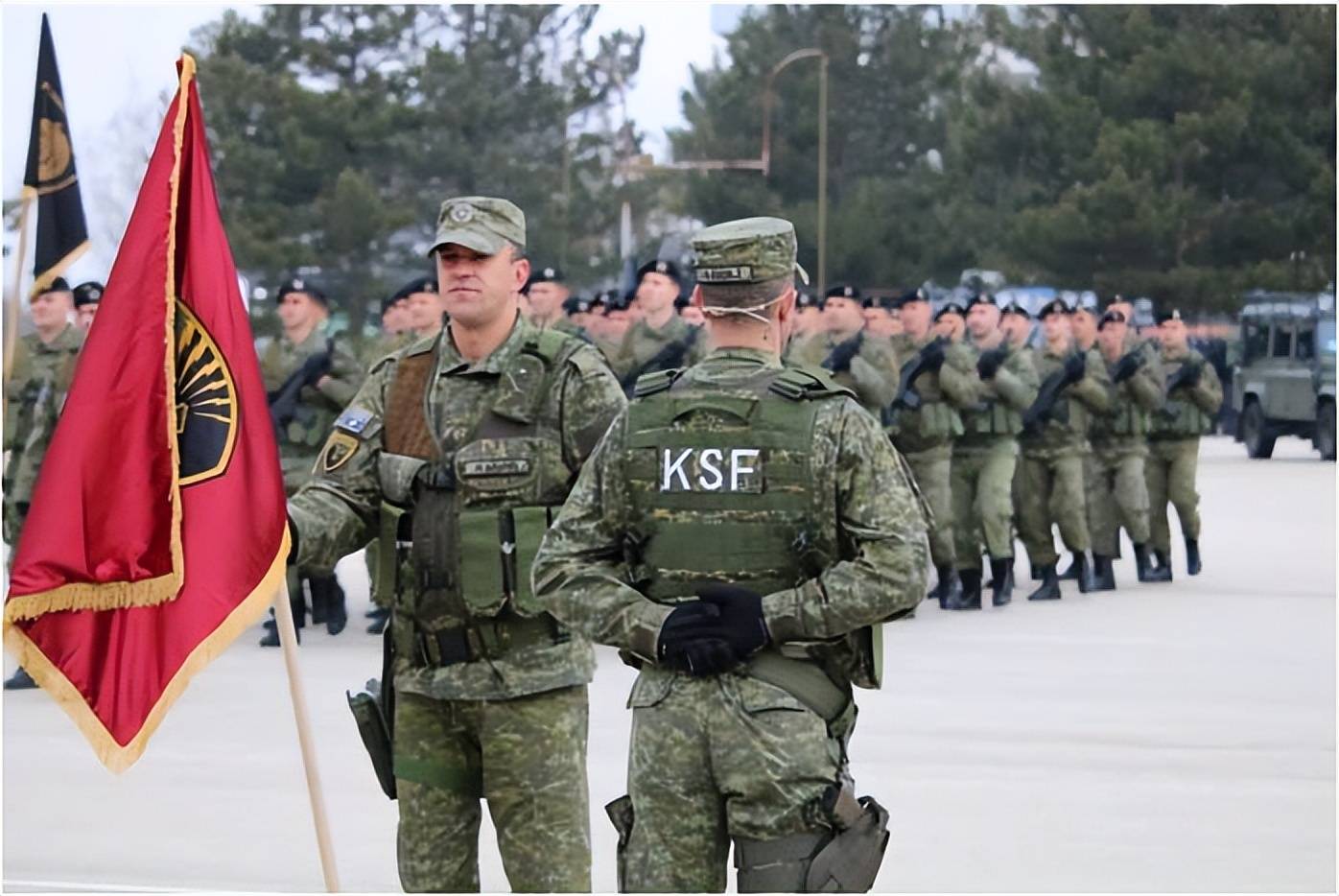 美国向科索沃出售导弹,网友喊话塞尔维亚:应有尽有_中国_医疗_装备