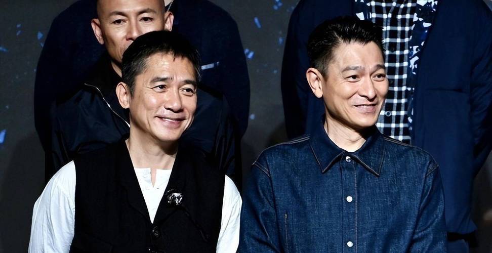 32岁肖战和36岁朱一龙被中影力捧:2人有刘德华梁朝伟之势?世纪pk!