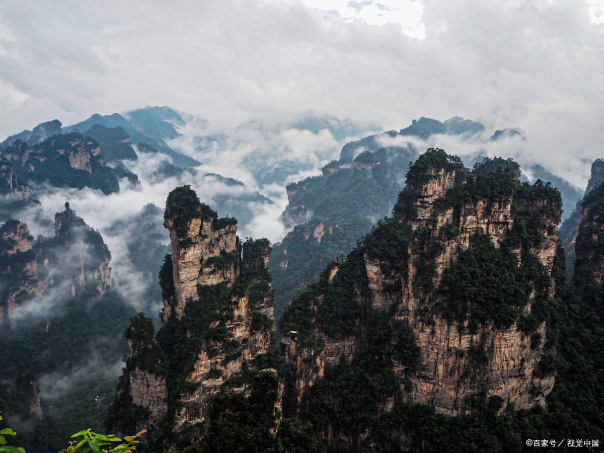 湖南游玩五天的旅游团价格多少，抱团去张家界旅游5日多少钱