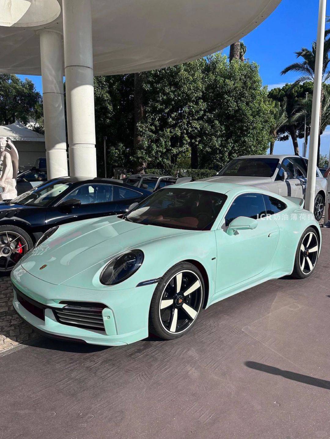 保时捷992-icr改色膜奶油薄荷绿,又奶又酷的感觉绝配了_搜狐汽车_搜狐