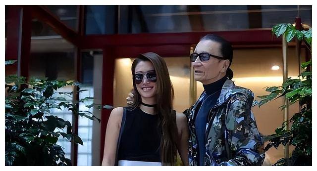 谢婷婷疑似恢复单身?