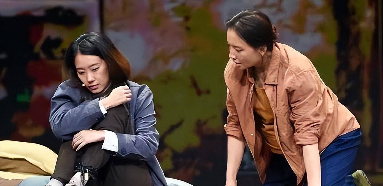 因为人家是影后了,你不配""她就是把张小斐气哭那个人吗"而这,也不是