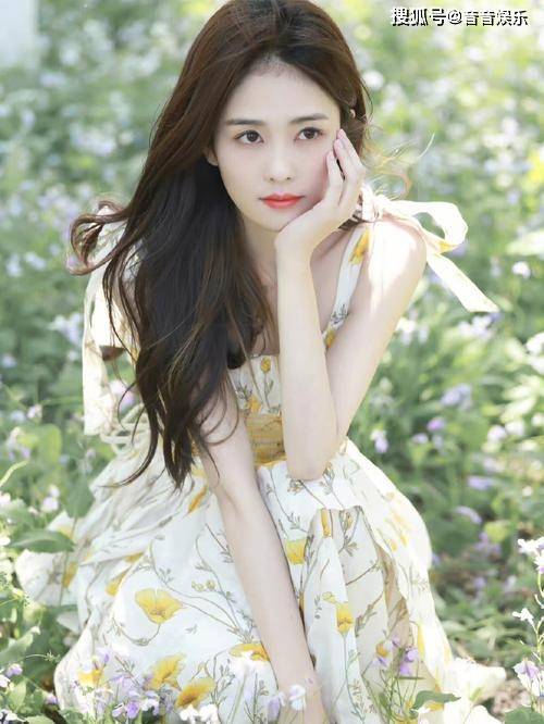 29岁白鹿:越来越有韵味,饱满性感令人陶醉!