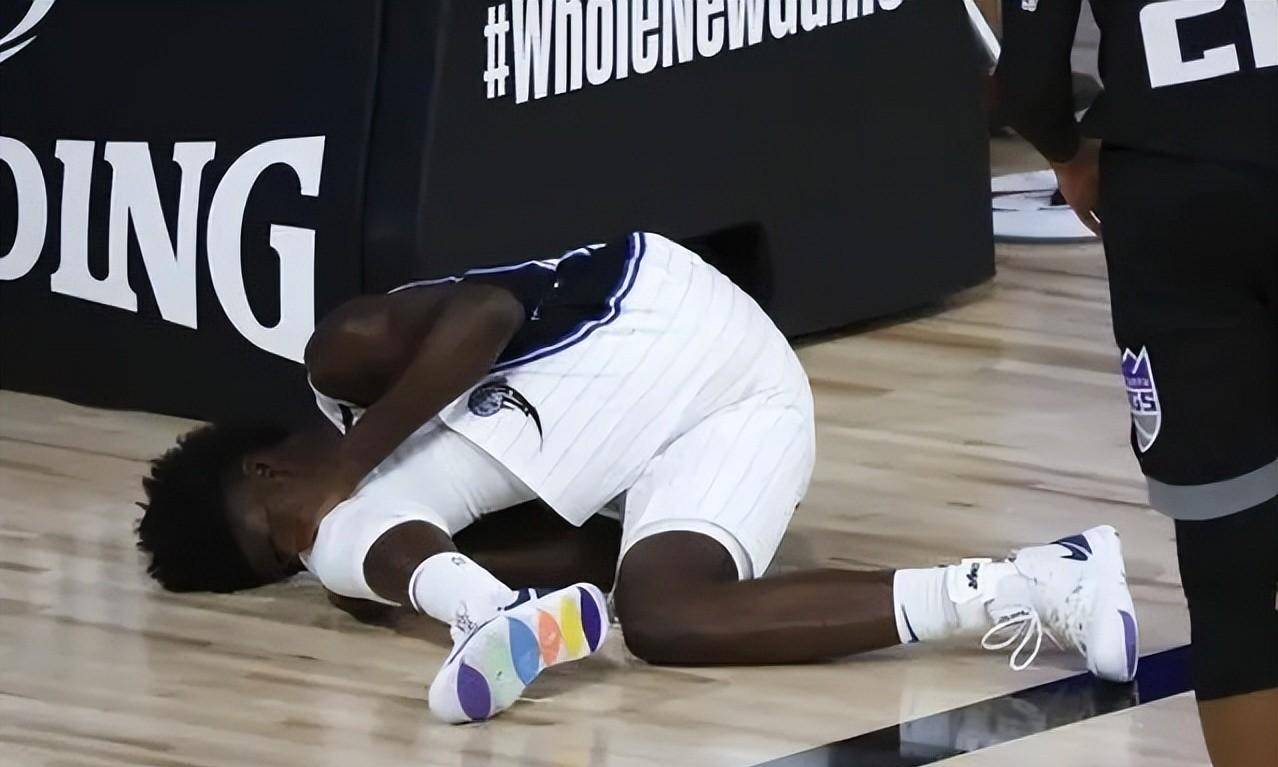 艾萨克:难逃魔术1号伤病的诅咒,生涯遭遇6次大伤,4次赛季报销