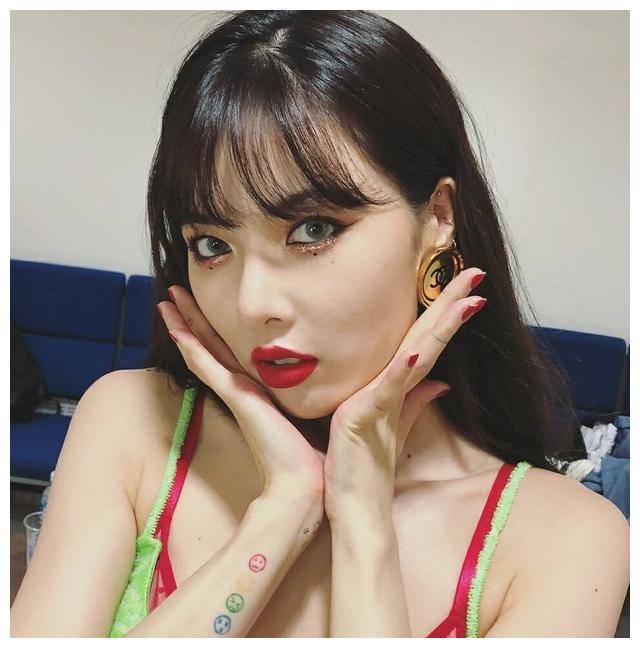 金泫雅删除ins,粉丝脱粉关站,赵权,hani和孟佳等人取关金泫雅_龙俊亨