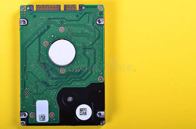 希捷3t机械硬盘开机响两声后打不开,bios和系统都识别不到怎么办?