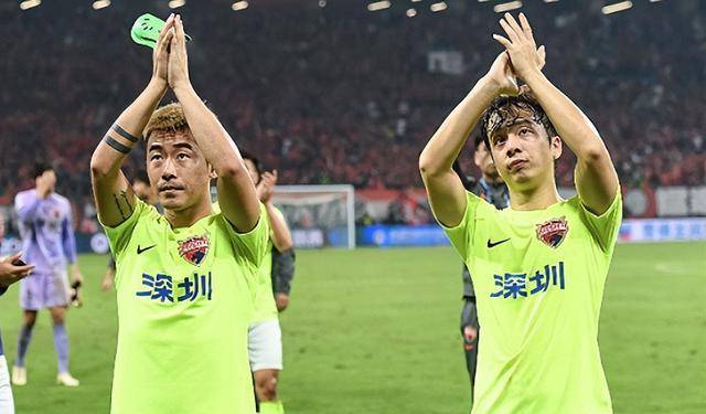 中超冠军深圳队解散,球迷揪出罪人,1人毁掉3家俱乐部,4年前预言成真