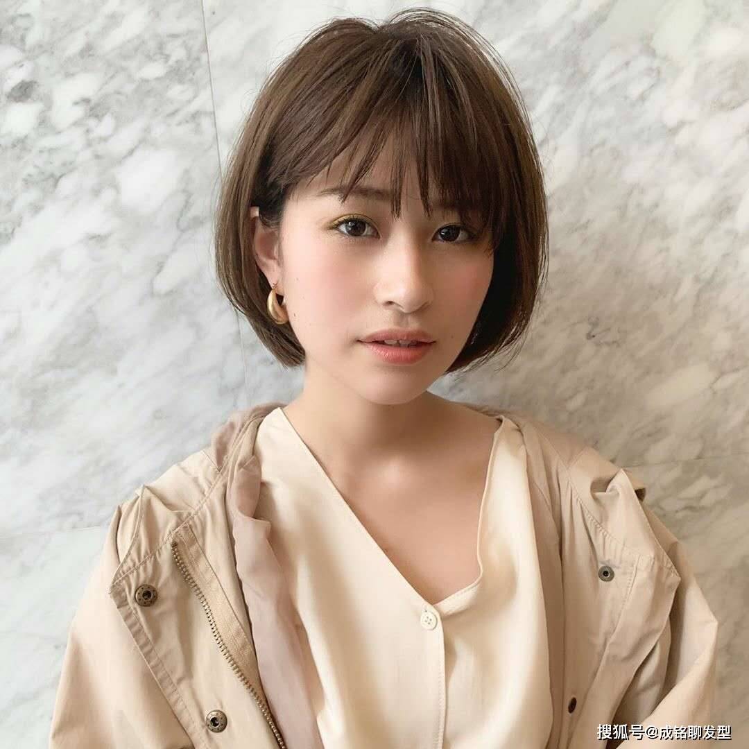 短发显老?不存在的!快来学学这些补救小妙招_发型_款式_调整