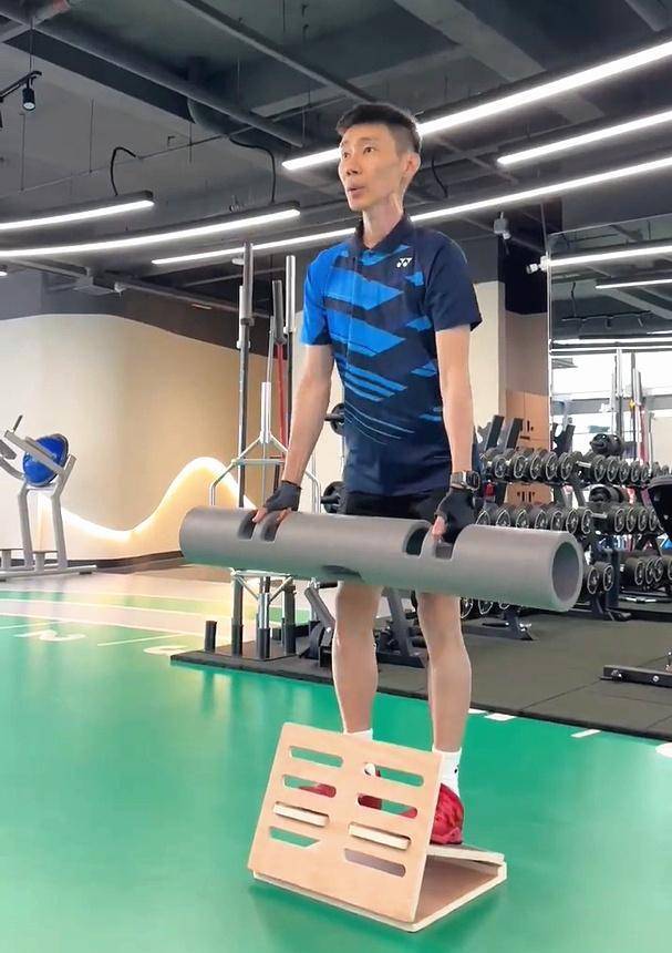 41岁李宗伟开始恢复训练!