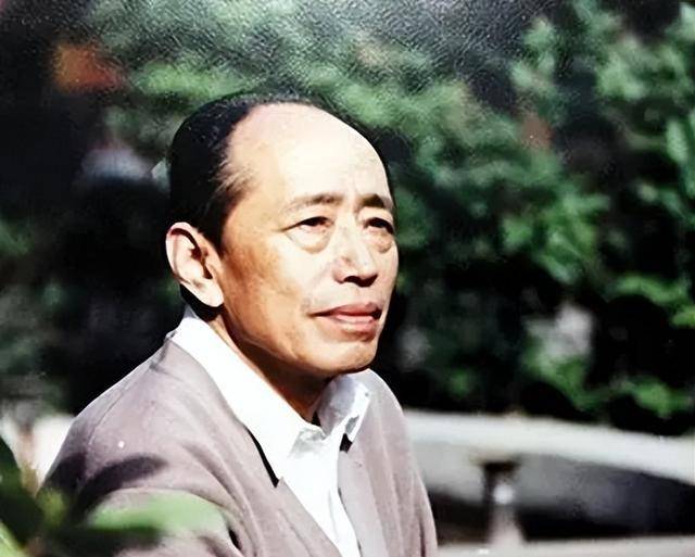 著名表演艺术家朱旭:今生愧对儿子,终于在天堂里与妻子相会_家庭_生活