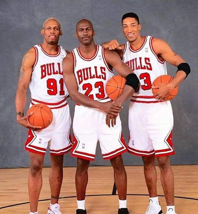 皮蓬季后赛场均16.9分,那乔丹罗德曼呢_胜利_贡献_能力