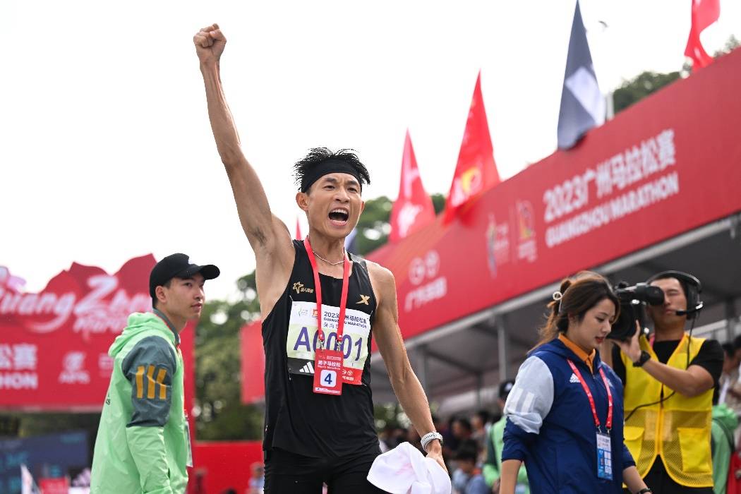 更是2023年上海马拉松及广州马拉松国内男子双冠王