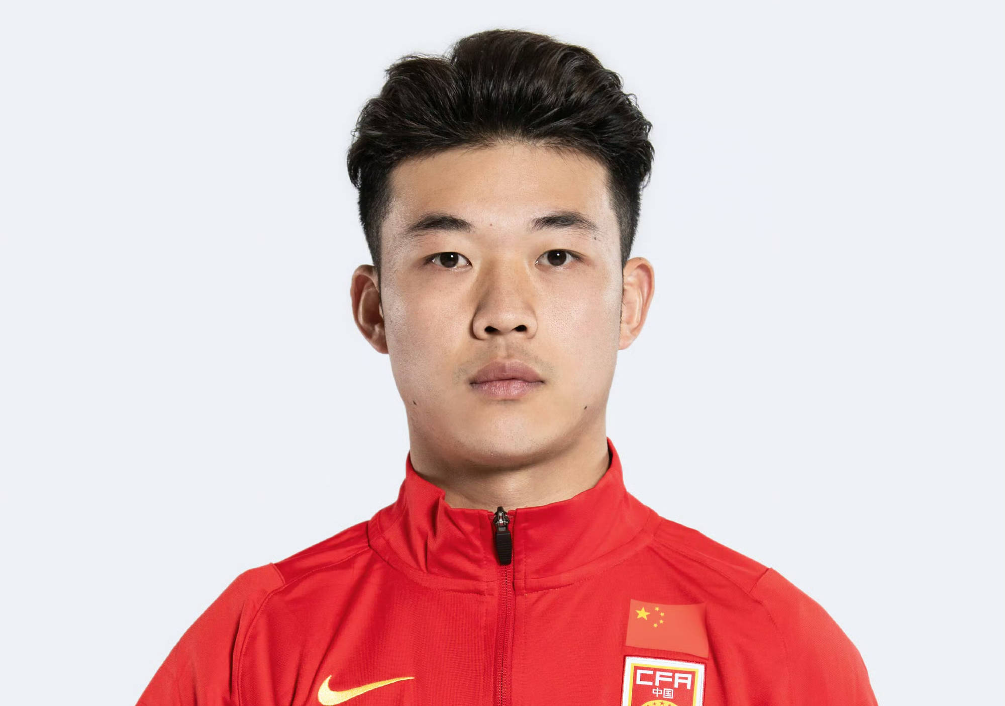 李玮锋被摆了一道,杨帅如愿去成都,锁定6大新援后,老徐想要国脚_蓉城