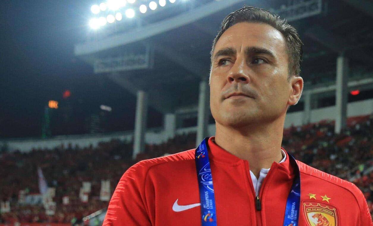 广州队陷入困境,昔日功勋教练卡纳瓦罗是救世主还是"讨债鬼"?_球迷_辉