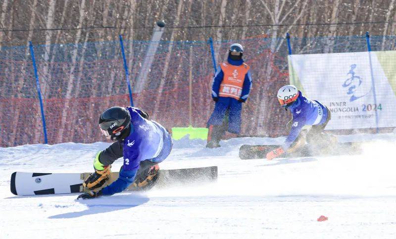 十四冬单板滑雪 新疆队摘三银
