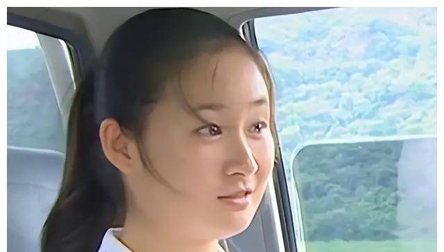 拒绝赵本山的女演员王亚彬,勇敢展现自我,成就出彩演艺人生!